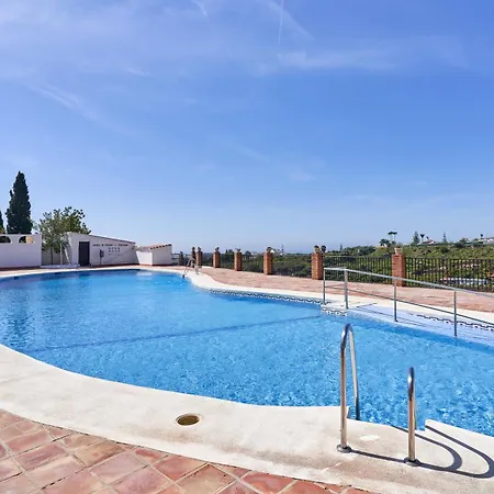 Apartman Almijara 2 *